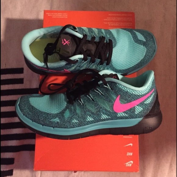 Nike Shoes - Nike Free 5.0