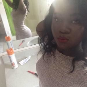 Meet your Posher, Apryll