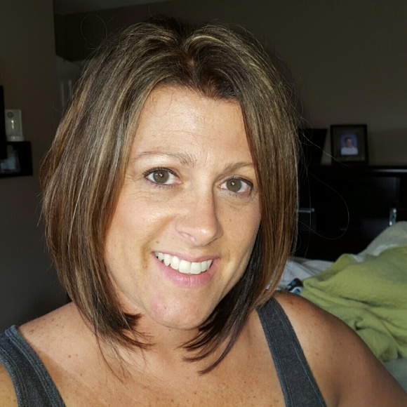 Meet your Posher, Stacy - Picture 1 of 1