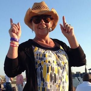 Meet your Posher, Carol