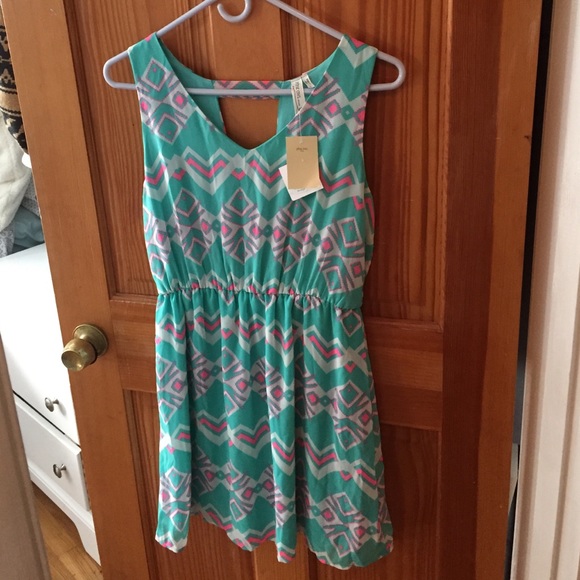 Adorable never worn dress TAGS STILL ON