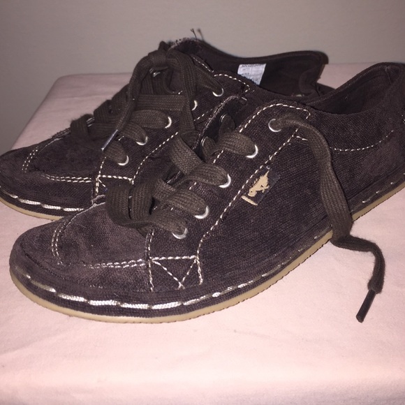 Rocketdog brown suede shoes