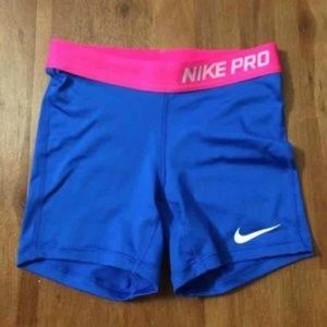 Nike Pro 😍