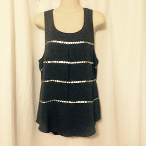 Loose fitting sleeveless top