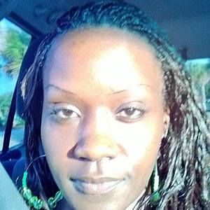 Meet your Posher, Pearl