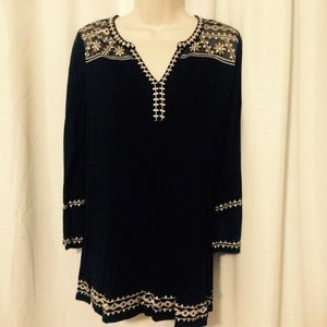 Long sleeve lucky brand top