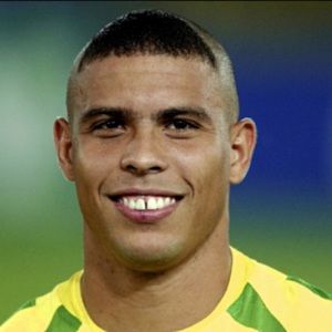 Meet your Posher, Brady