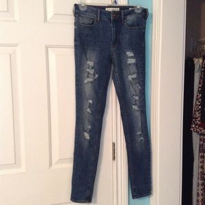 distressed skinny jeans