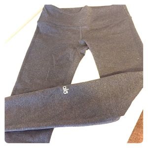 ✨sale✨Brand new Alo Airbrushed Leggings! Size XS