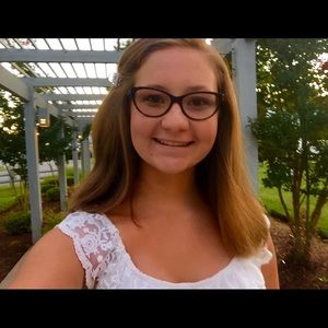 Meet your Posher, Kelsey