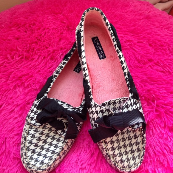 Sperry black and white ballet flat