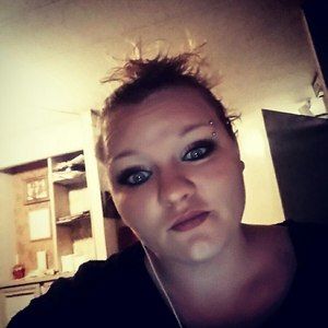 Meet your Posher, Connie