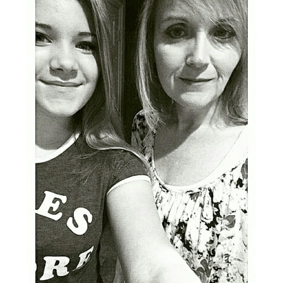 Meet your Posher, Avery