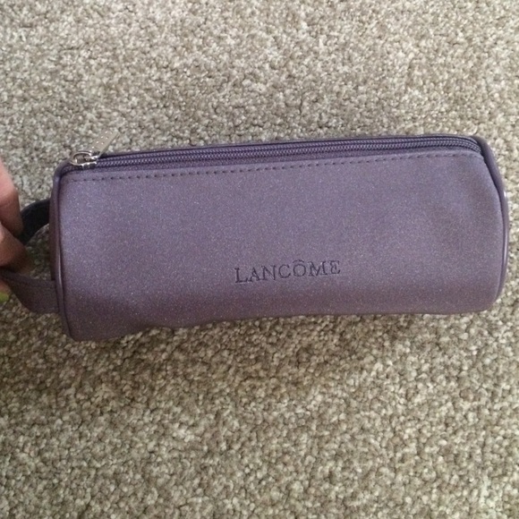 Lancome Handbags - Lancôme make up bag