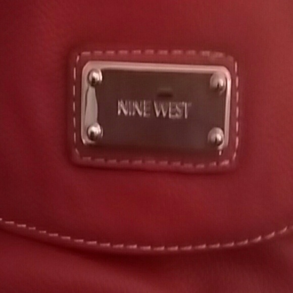 Purse - Picture 2 of 3