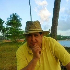 Meet your Posher, Julio