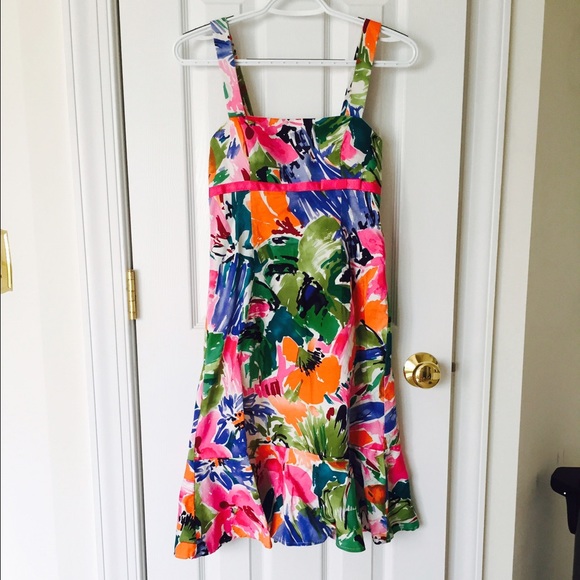 Super cute floral dress