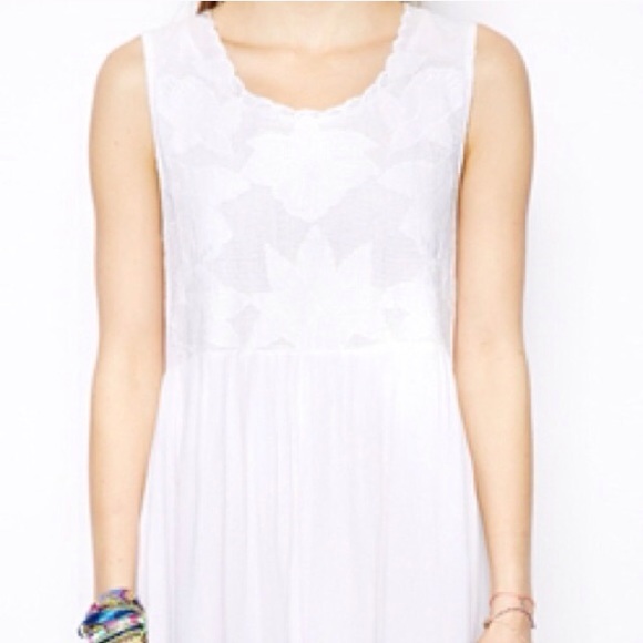 Mink pink my dream dress in white
