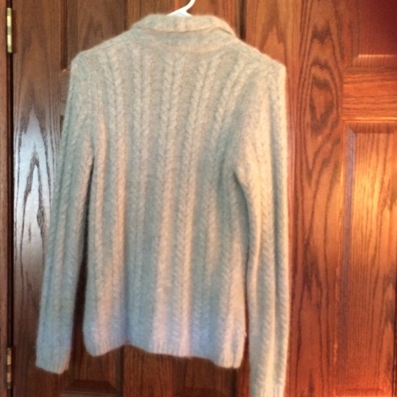 Sweaters - Picture 3 of 3