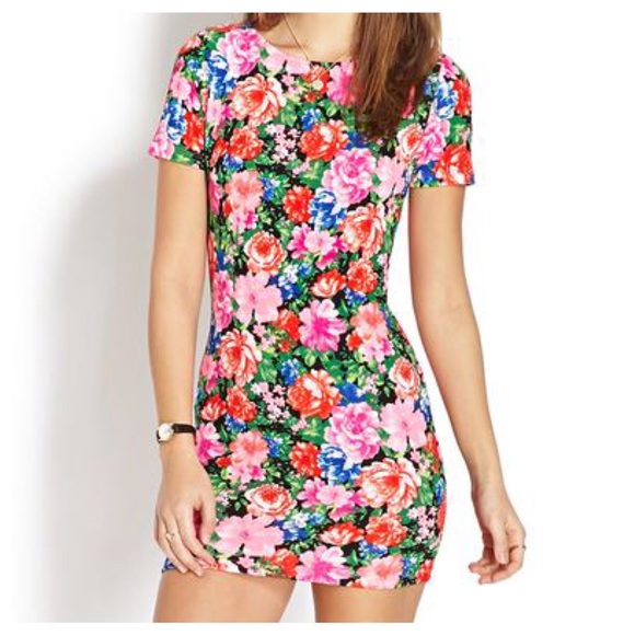 💥NEW MARKDOWN💥 Floral Bodycon