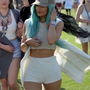 American apparel cream ottoman hot short