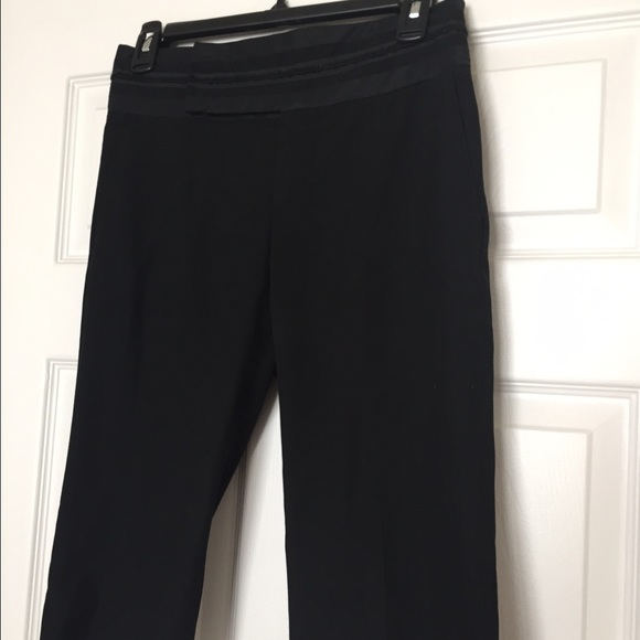 Zara Knee Length Pants/ Bermuda Shorts/ Capri Pant