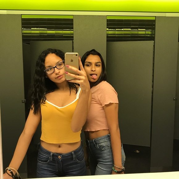 meet your buyer/seller😋 - Picture 3 of 5