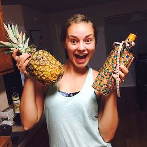 Meet your Posher, Caroline