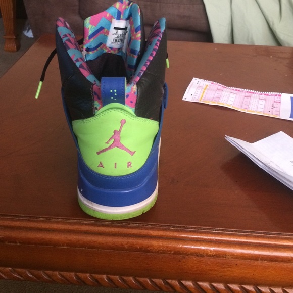 Jordans - Picture 4 of 4