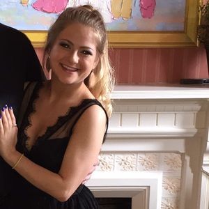 Meet your Posher, Haily