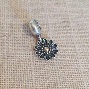 Pandora Oopsie Daisy Sterling / 14K Charm