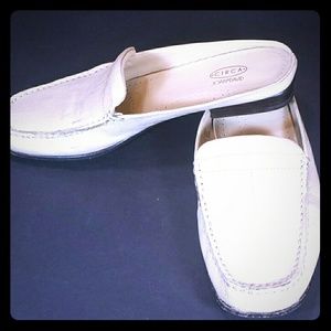 Circa Joan David Leather Flats Mules Slides