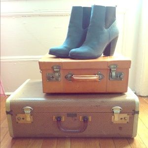 Lucky Brand leather green booties