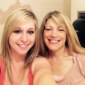 Meet your Posher, Dana