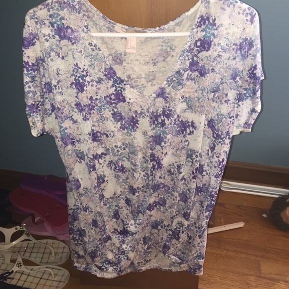 Forever 21 contemporary floral blouse