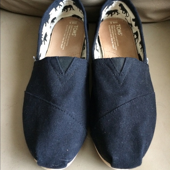 Black Toms