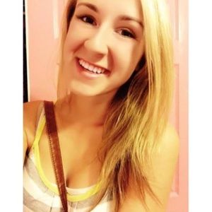 Meet your Posher, Maya