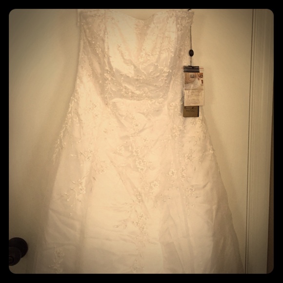 Wedding dress