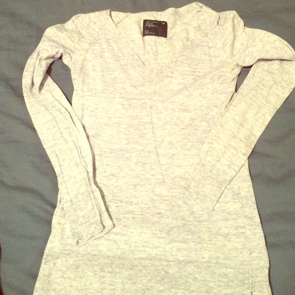 Specked blue light weight sweater