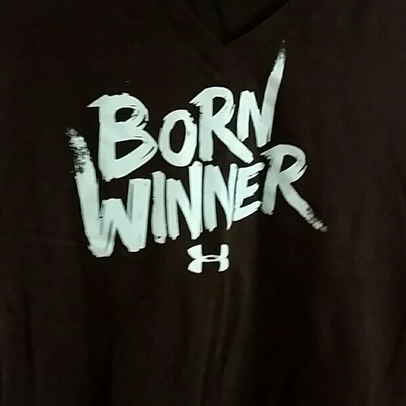 UNDER ARMOUR TSHIRT - Picture 4 of 4