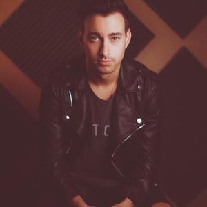 Meet your Posher, Josh