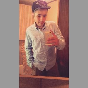 Meet your Posher, Aaron