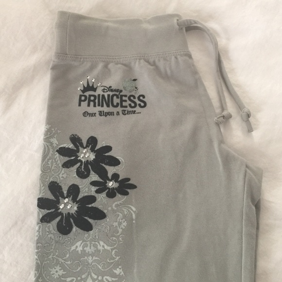 Disney Princess sweatpants - Picture 3 of 4
