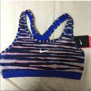 Nike tiger sports bra