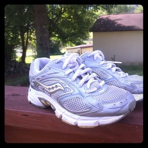 Grey and yellow saucony