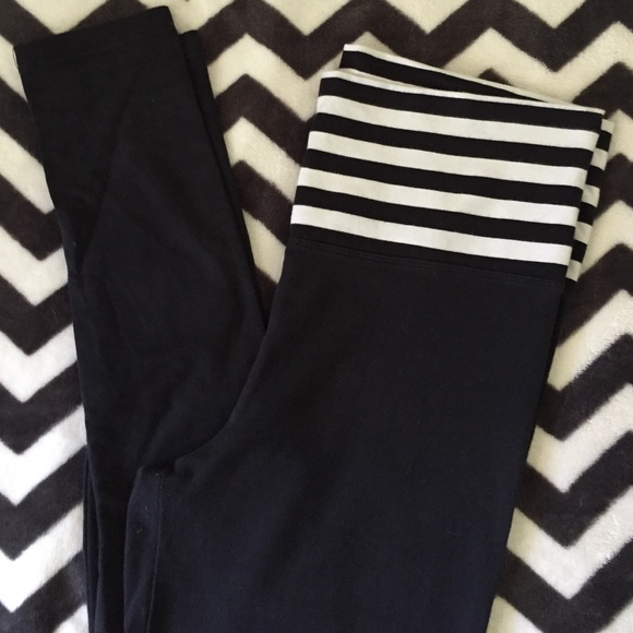 VS Yoga Leggings