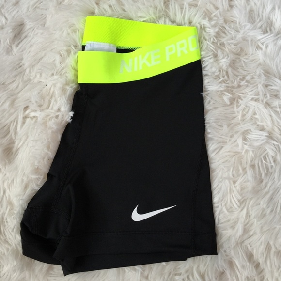 NWT Black and Yellow 3" Nike Pro's