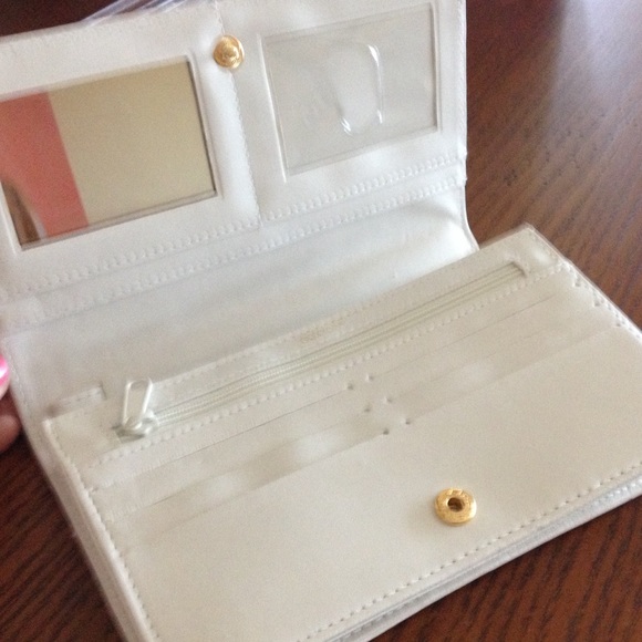 Wallet - Picture 2 of 2