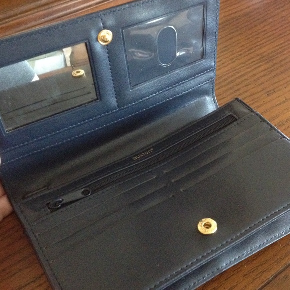 Wallet - Picture 2 of 2