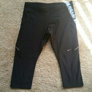 Nike capris Dry-fit